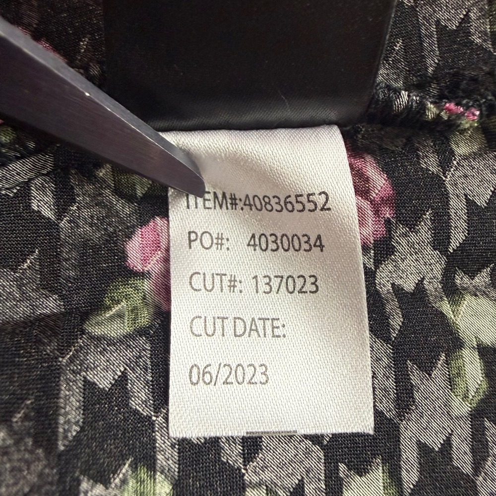 New Torrid Maxi Woven Jacquard Lace Trim Cami Dress Pink Rose Black Floral 2X - Picture 7 of 9